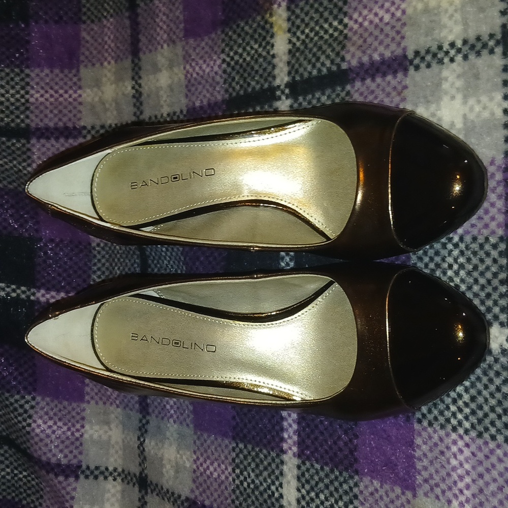 Bandolino Women's Elegant Black and Brown Heels